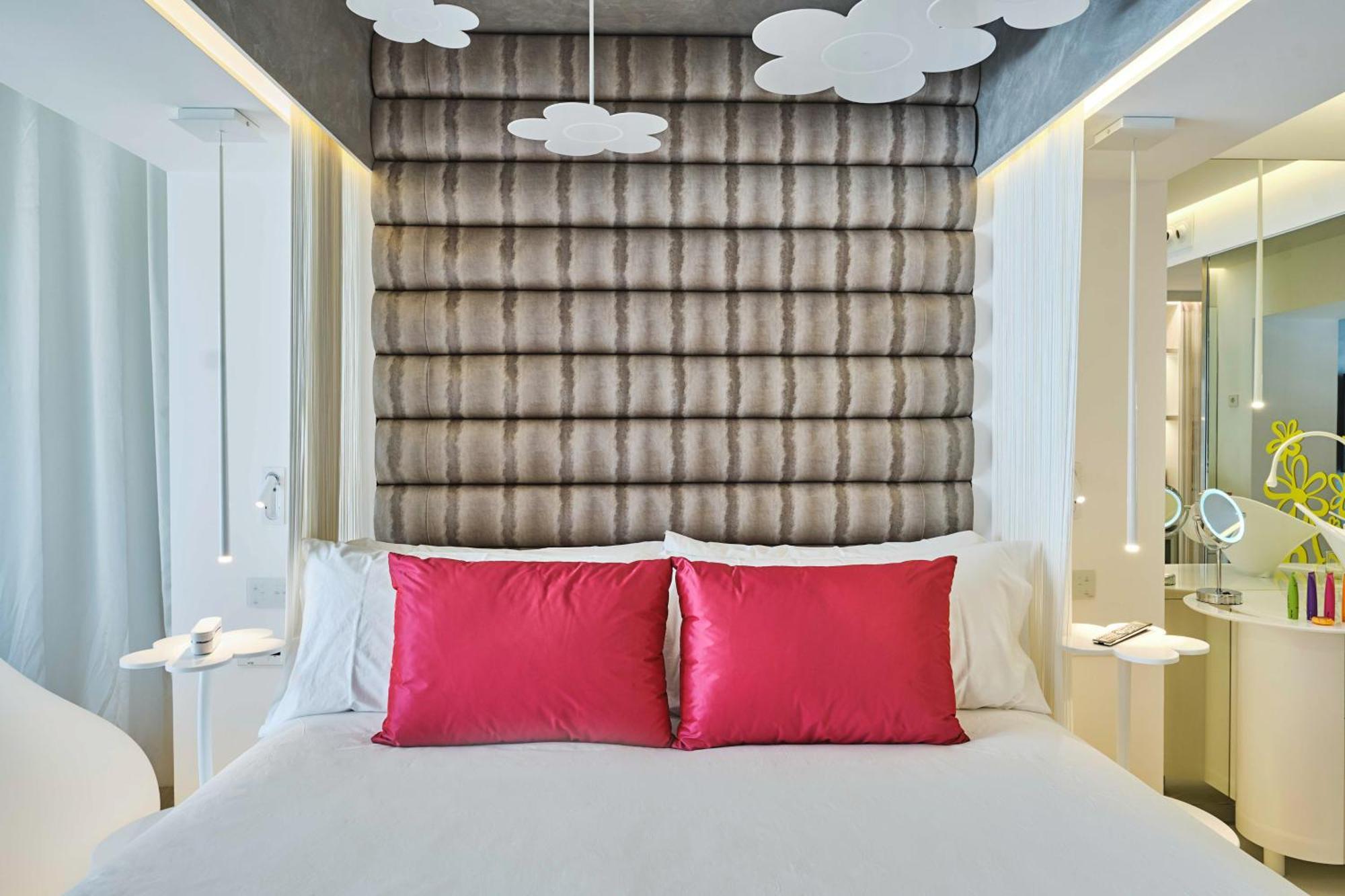 Five Flowers Hotel & Spa Formentera Es Pujols Exterior foto